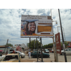 12m2 - 4x3m - DAKAR - Avenue Bourguiba face stade Demba Diop