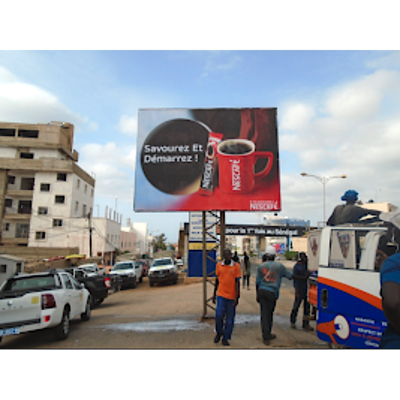 12m2 - 4x3m - DAKAR - Route de l'aéroport niveau viga assistance