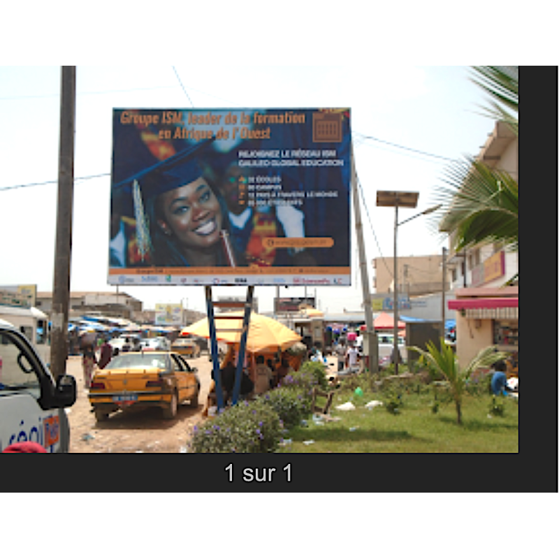 12m2 - 4x3m - DAKAR - Route des niayes station TOTAL case bi