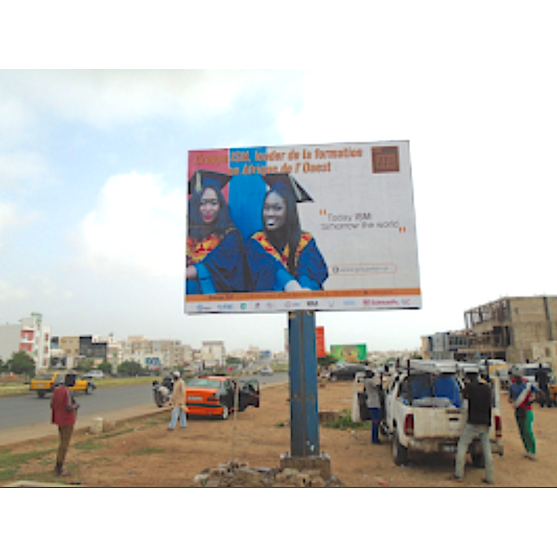 12m2 - 4x3m - DAKAR - VDN face Afrique Management avant Saint Lazare